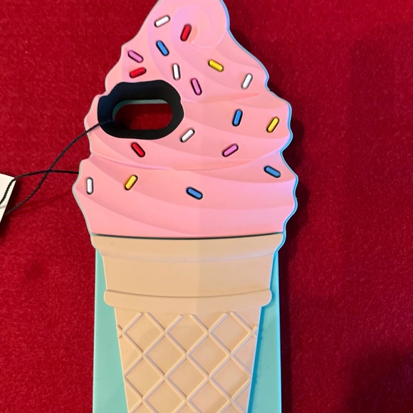 NWT Kate Spade ice cream cone rubber cell phone case - Picture 1 of 6